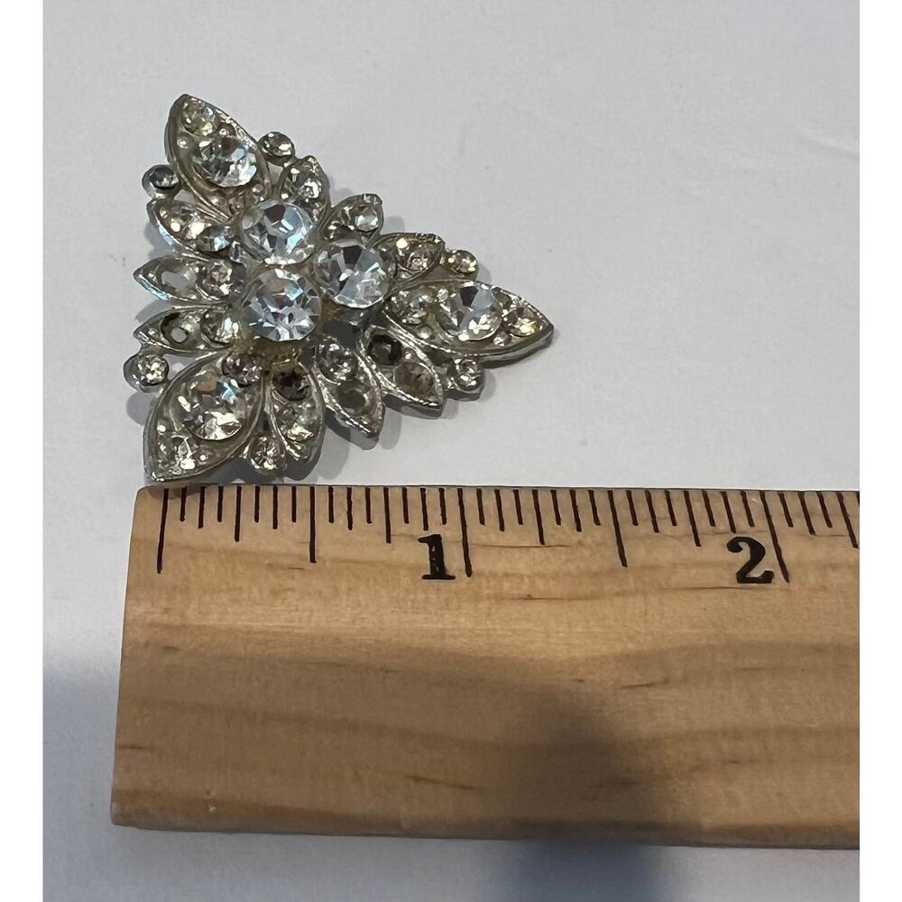 Vintage Triangular Large Clear Rhinestone Raised Brooch‎ Pin - Picture 4 of 7